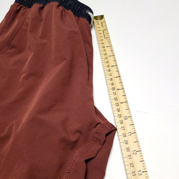 Vuori Mens Kore Shorts Size L Drawstring Lined Pockets Brick Red Performance Gym - Picture 8 of 10